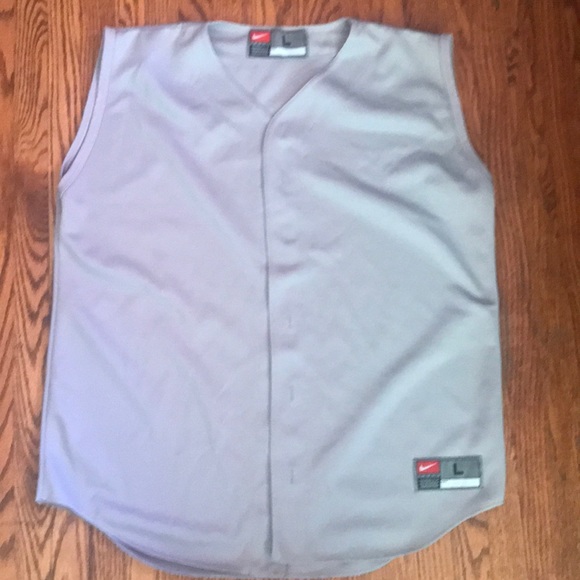 🛍Men’s Nike Vest - Picture 1 of 3